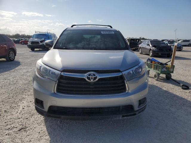 Photo 5 from auction – 2015 TOYOTA HIGHLANDER with VIN 5TDZKRFH8FS058303
