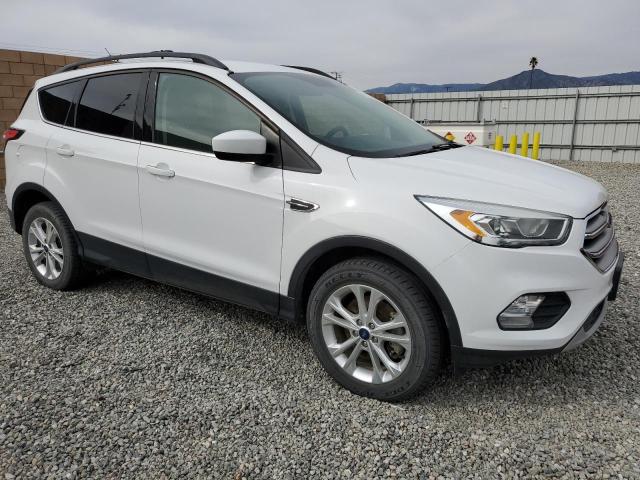 Photo 4 from auction – 2017 FORD ESCAPE SE with VIN 1FMCU9G97HUD44127