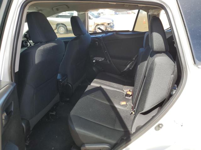 Photo 11 from auction – 2015 TOYOTA RAV4 LE with VIN 2T3ZFREV4FW202472