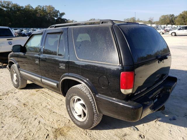 Photo 2 from auction – 2001 CHEVROLET BLAZER with VIN 1GNDT13W412146221