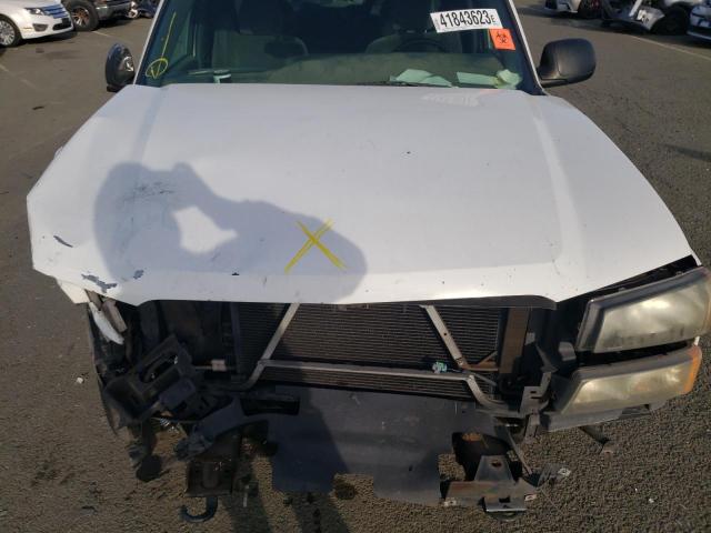 Photo 11 from auction – 2004 CHEVROLET SILVERADO with VIN 2GCEC19V341101917