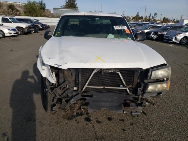 Photo 5 from auction – 2004 CHEVROLET SILVERADO with VIN 2GCEC19V341101917