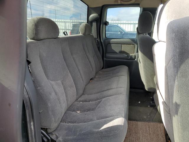 Photo 10 from auction – 2004 CHEVROLET SILVERADO with VIN 2GCEK19T841119721