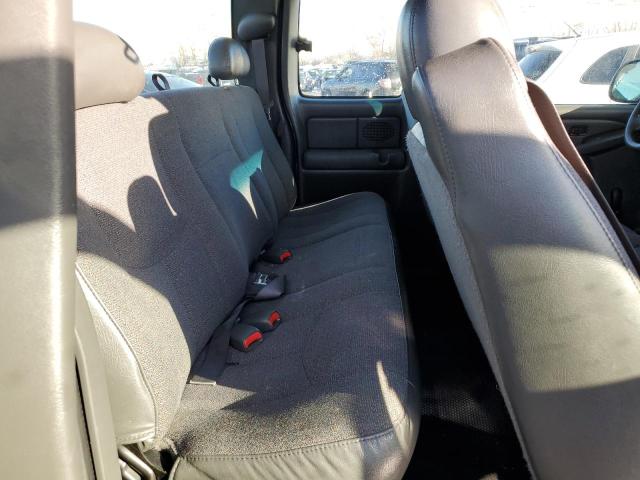 Foto 10 de la subasta – 2004 CHEVROLET SILVERADO con VIN 2GCEK19V641240443