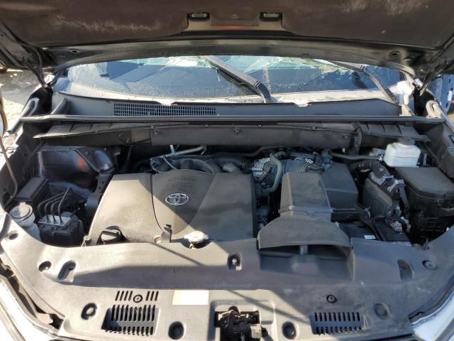 Photo 12 from auction – 2019 TOYOTA HIGHLANDER with VIN 5TDKZRFH4KS568946