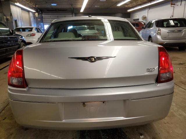 Photo 6 from auction – 2007 CHRYSLER 300 TOURIN with VIN 2C3KA53G17H683431