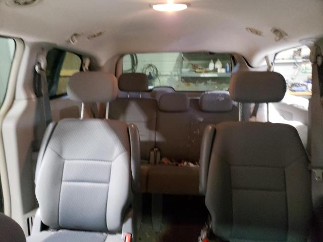 Photo 10 from auction – 2010 CHRYSLER TOWN & COU with VIN 2A4RR2D1XAR456309