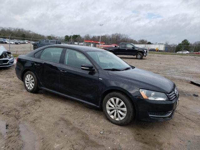 Photo 4 from auction – 2015 VOLKSWAGEN PASSAT S with VIN 1VWAT7A37FC005472