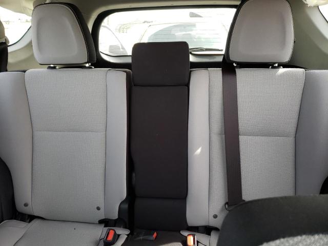 Photo 10 from auction – 2017 TOYOTA RAV4 XLE with VIN JTMWFREV0HJ138130