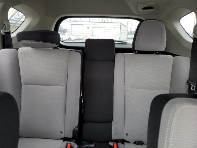 Photo 10 from auction – 2017 TOYOTA RAV4 XLE with VIN JTMRFREV5HD203954
