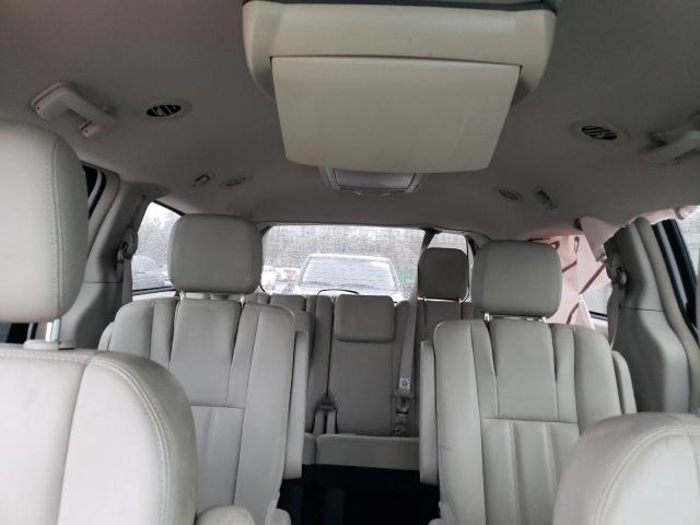 Photo 10 from auction – 2015 CHRYSLER TOWN & COU with VIN 2C4RC1AG6FR676158