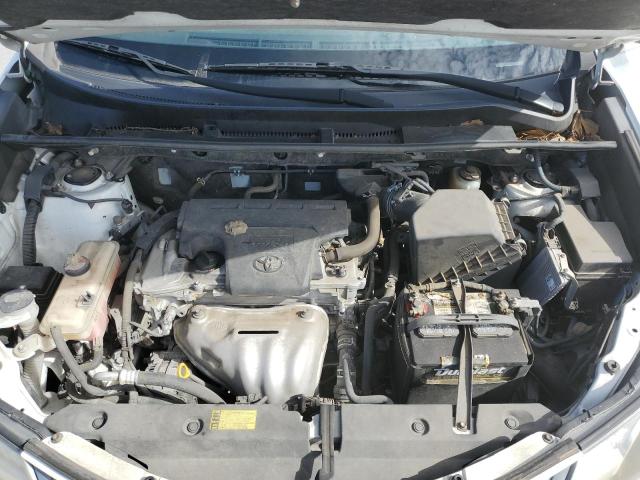 Photo 12 from auction – 2015 TOYOTA RAV4 LE with VIN JTMZFREV9FD046703