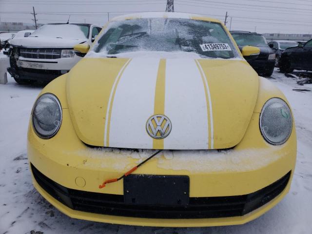 Photo 5 from auction – 2012 VOLKSWAGEN BEETLE with VIN 3VWJP7AT5CM648059