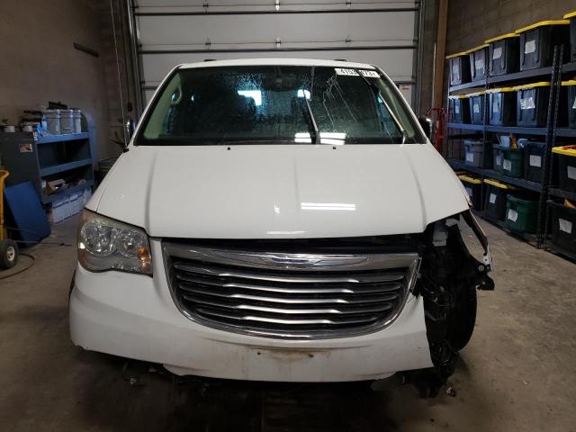 Photo 5 from auction – 2015 CHRYSLER TOWN & COU with VIN 2C4RC1CG9FR514974