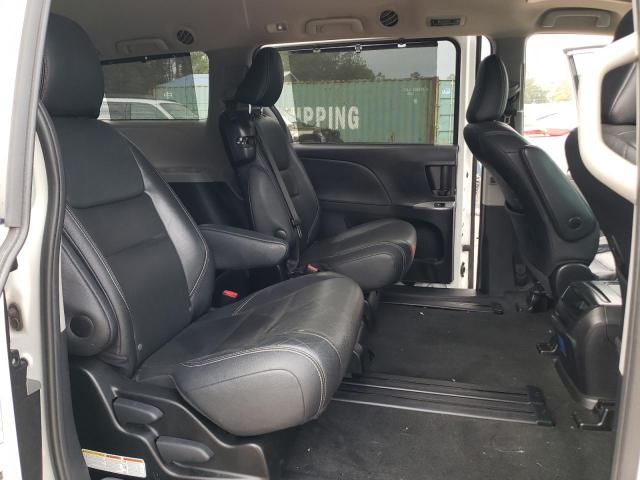 Photo 11 from auction – 2015 TOYOTA SIENNA SPO with VIN 5TDXK3DC2FS532693