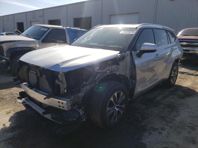 Photo 1 from auction – 2022 TOYOTA HIGHLANDER with VIN 5TDHZRAH9NS119249