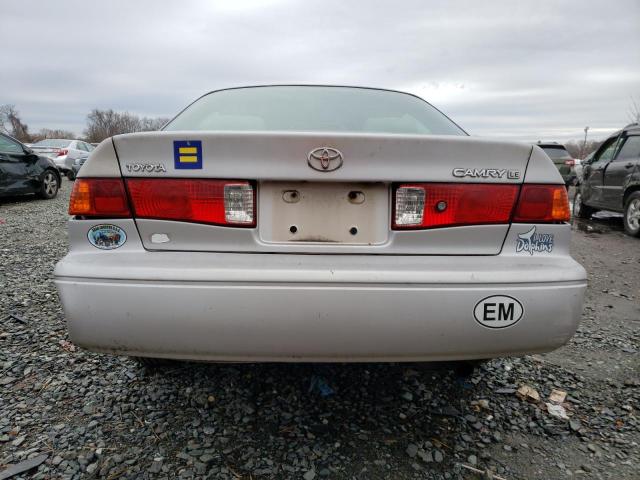Photo 6 from auction – 2000 TOYOTA CAMRY CE with VIN 4T1BG22K9YU618710