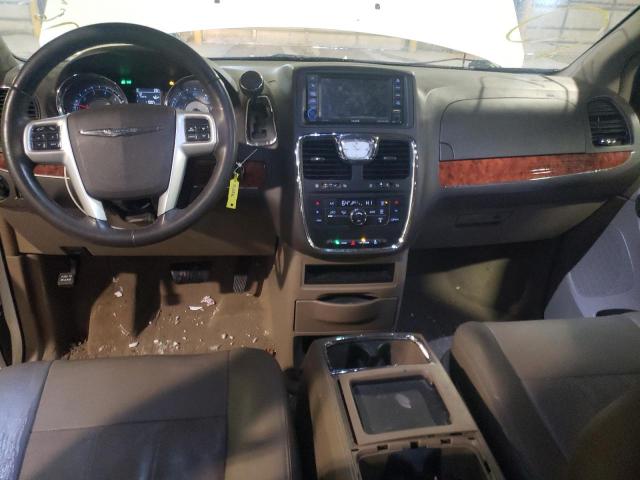 Photo 8 from auction – 2016 CHRYSLER TOWN & COU with VIN 2C4RC1BG2GR298033