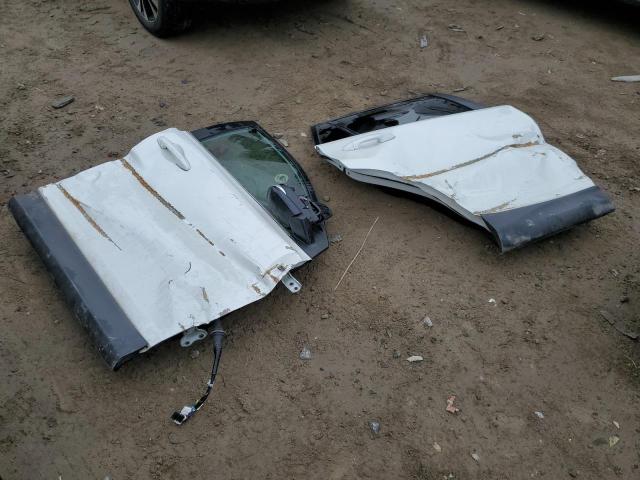 Photo 13 from auction – 2015 TOYOTA RAV4 LIMIT with VIN 2T3DFREV3FW358562
