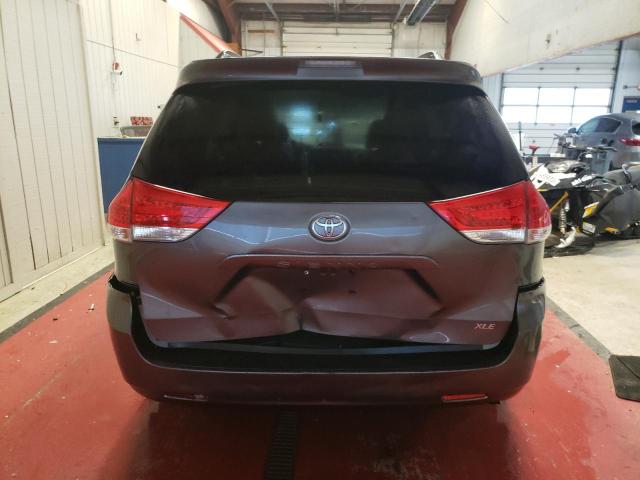 Photo 6 from auction – 2012 TOYOTA SIENNA XLE with VIN 5TDYK3DC3CS194415