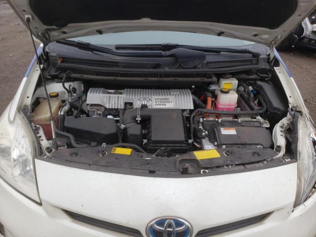Photo 11 from auction – 2014 TOYOTA PRIUS with VIN JTDKN3DU9E1779831
