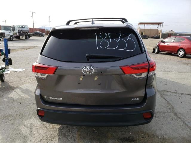 Photo 6 from auction – 2017 TOYOTA HIGHLANDER with VIN 5TDKZRFH9HS194035