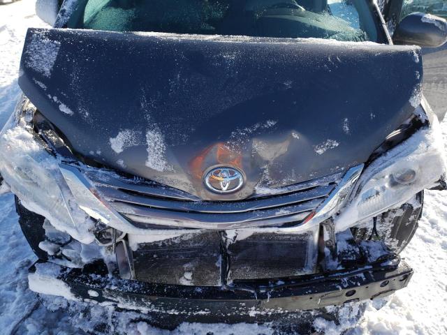 Photo 12 from auction – 2017 TOYOTA SIENNA XLE with VIN 5TDDZ3DC4HS175356