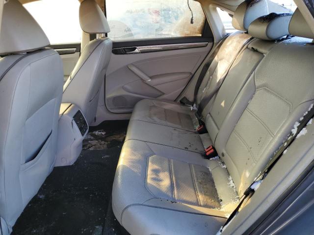 Photo 10 from auction – 2016 VOLKSWAGEN PASSAT SE with VIN 1VWBS7A34GC051799