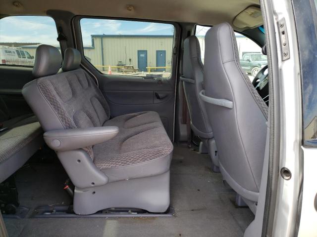Photo 11 from auction – 2000 CHRYSLER VOYAGER with VIN 2C4GJ2531YR815061