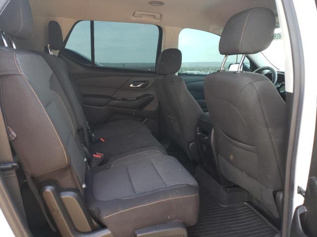 Photo 10 from auction – 2018 CHEVROLET TRAVERSE L with VIN 1GNERFKW2JJ257339