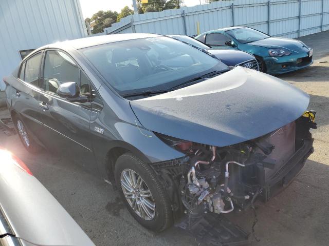Photo 4 from auction – 2017 TOYOTA PRIUS PRIM with VIN JTDKARFP5H3065628