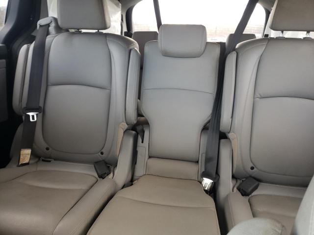 Photo 10 from auction – 2018 HONDA ODYSSEY EX with VIN 5FNRL6H74JB027157