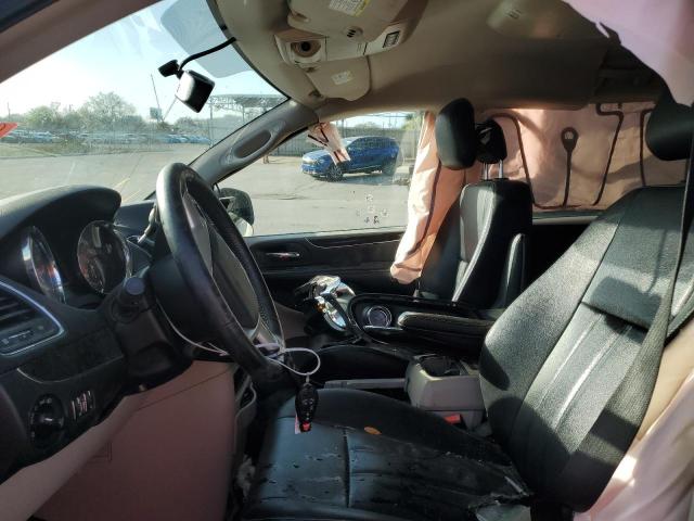Photo 7 from auction – 2014 CHRYSLER TOWN & COU with VIN 2C4RC1BG1ER363211