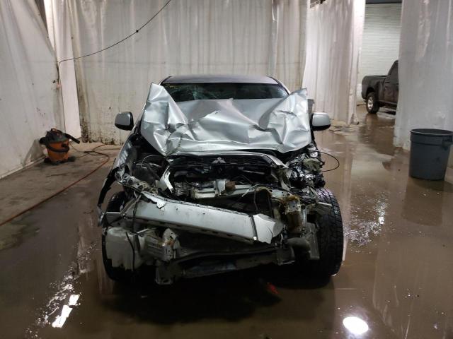 Photo 5 from auction – 2013 MITSUBISHI OUTLANDER with VIN 4A4AR3AU9DE021234