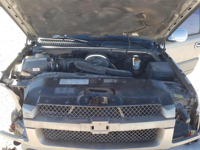 Photo 11 from auction – 2002 CHEVROLET AVALANCHE with VIN 3GNEK13TX2G321609