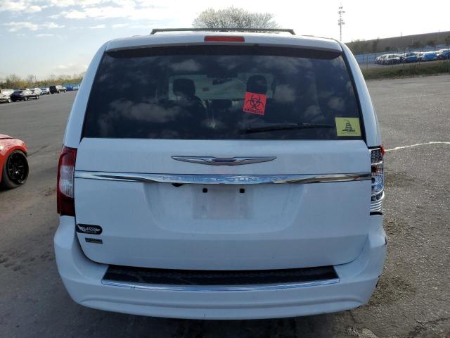 Photo 6 from auction – 2014 CHRYSLER TOWN & COU with VIN 2C4RC1BG1ER363211