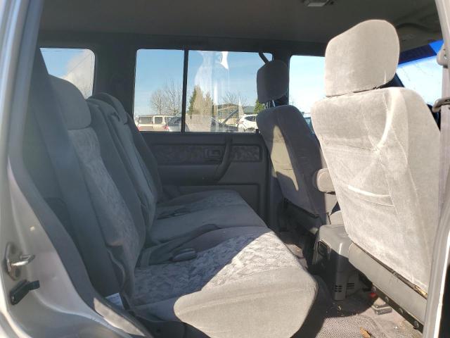 Photo 11 from auction – 2002 ISUZU TROOPER S with VIN JACDJ58X727J04412