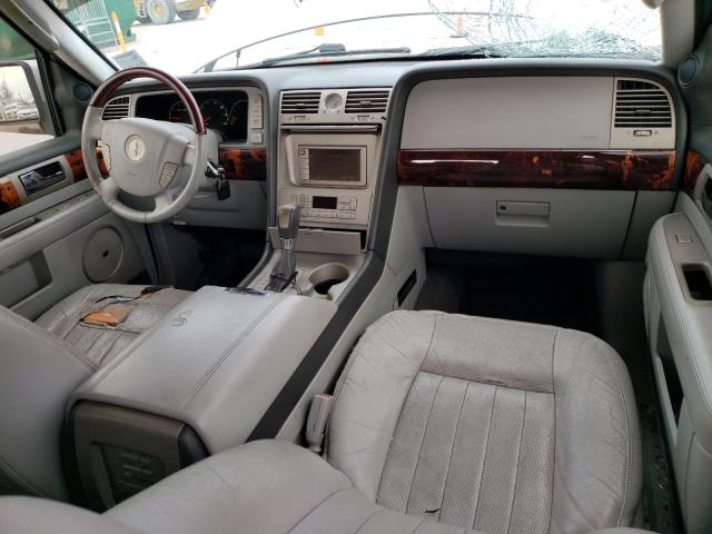 Photo 8 from auction – 2004 LINCOLN NAVIGATOR with VIN 5LMFU27R44LJ34537