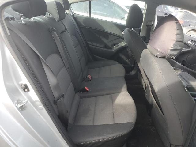 Photo 10 from auction – 2016 KIA FORTE LX with VIN KNAFX4A66G5519144