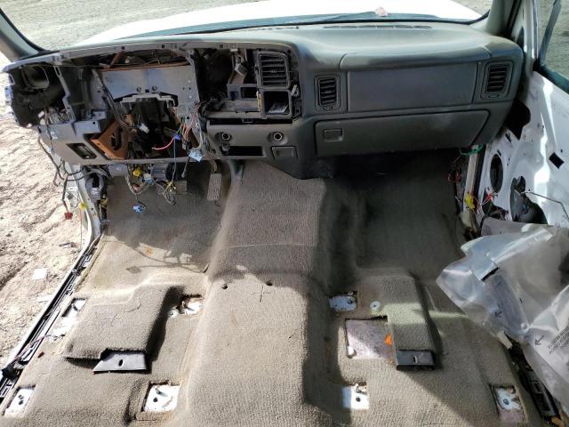 Photo 8 from auction – 2004 CHEVROLET SILVERADO with VIN 1GCHC23114F130737