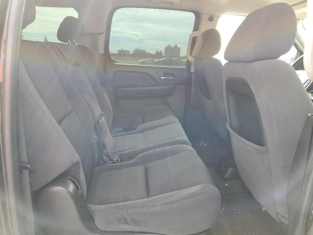 Photo 11 from auction – 2009 CHEVROLET SUBURBAN with VIN 1GNFC26029R277074