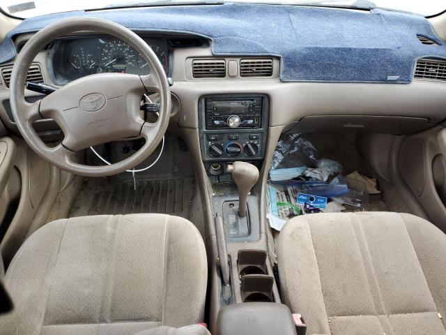Photo 8 from auction – 2000 TOYOTA CAMRY CE with VIN 4T1BG28K7YU963662