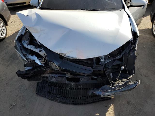 Photo 11 from auction – 2018 TOYOTA COROLLA LE with VIN 5YFBPRHE6JP751233
