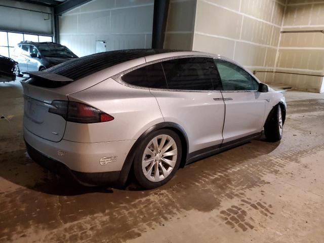 Photo 3 from auction – 2016 TESLA MODEL X with VIN 5YJXCAE24GF001721