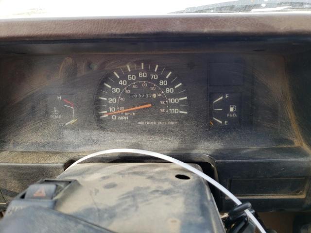 Photo 9 from auction – 1986 TOYOTA PICKUP 1/2 with VIN JT4RN50RXG0192476