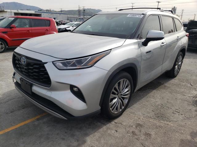 TOYOTA HIGHLANDER 2021 with VIN 5TDFARAH3MS005518 - Photo from auction