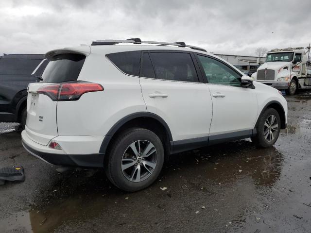 Photo 3 from auction – 2018 TOYOTA RAV4 ADVEN with VIN 2T3RFREV1JW849310