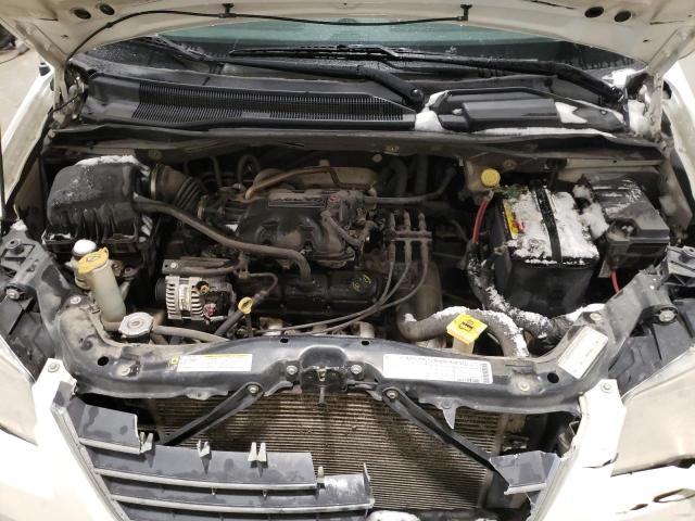 Photo 12 from auction – 2010 CHRYSLER TOWN & COU with VIN 2A4RR5D17AR105696
