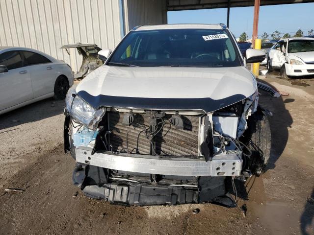 Photo 5 from auction – 2018 TOYOTA HIGHLANDER with VIN 5TDKZRFH0JS547736