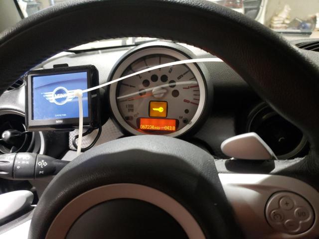 Photo 9 from auction – 2010 MINI COOPER S C with VIN WMWMM3C57ATP94264